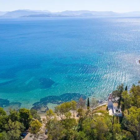 Дом отдыха Petrinos Дафнила