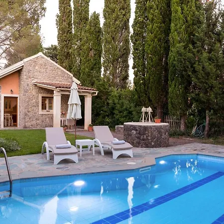 Petrinos Дом отдыха